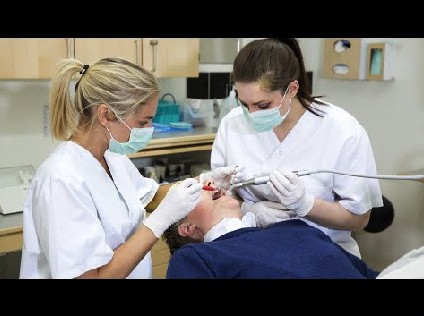 ALIMENTS : ALLIÉS ET ENNEMIS